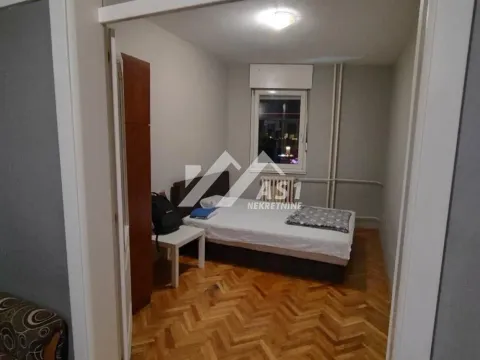 Izdavanje, jednosoban stan, 35m², Bulevar Oslobodjenja, Novi Sad Sve Podlokacije - image 3