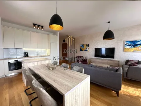 Izdavanje, trosoban stan, 95m², Podgorica, Crna Gora - image 10