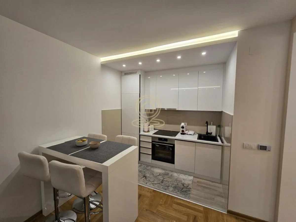 Rent, two bedroom apartment, 47m², Zemun Gornji Grad, Zemun Sve Podlokacije