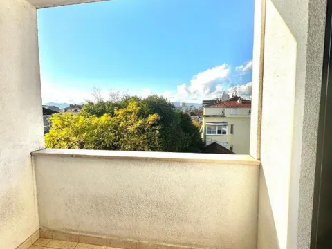 Prodaja, poslovni prostor, 540m², Centar, Podgorica - image 14