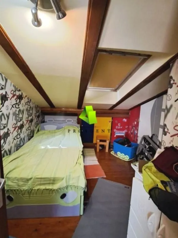Prodaja, trosoban stan, 85m², Medijana, Niš