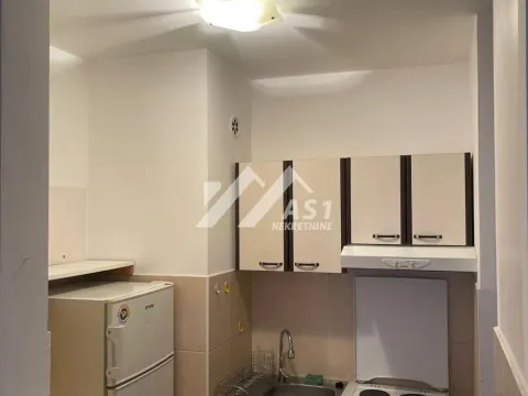 Izdavanje, jednosoban stan, 40m², Rotkvarija, Novi Sad Sve Podlokacije - image 3