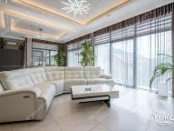 Prodaja, kuća, 428m², Orahovac, Kotor - image 1