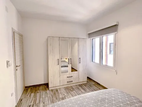 Prodaja, stan, 55m², Tivat, Crna Gora - image 5