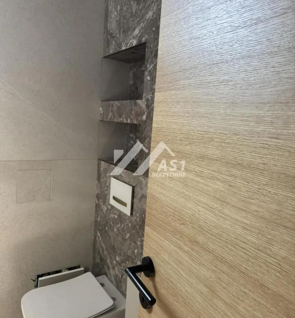 Izdavanje, četvorosoban stan, 97m², Telep, Novi Sad Sve Podlokacije