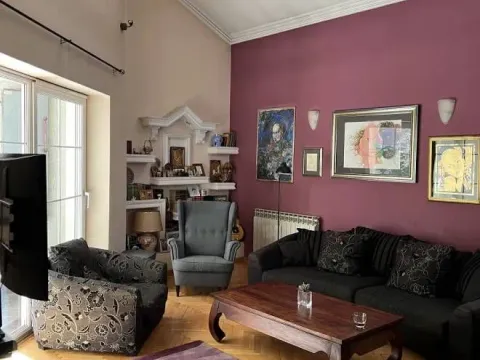 Rent, house, 264m², Šumice, Beograd - image 1