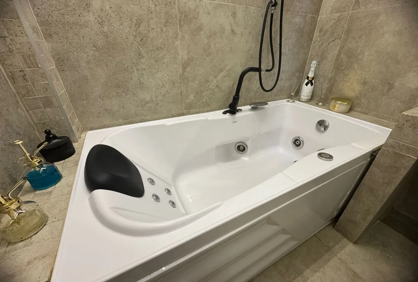 Rent, one bedroom apartment, 30m², Centar, Podgorica