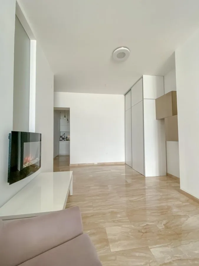 Prodaja, dvosoban stan, 77m², Budva, Crna Gora