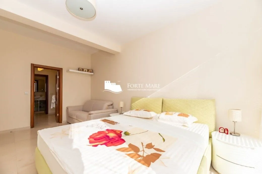 Prodaja, trosoban stan, 101m², Topla, Herceg Novi