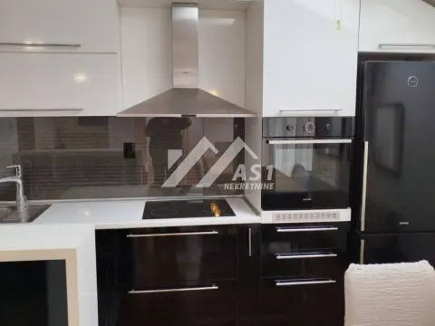 Izdavanje, četvorosoban stan, 95m², Novi Sad Sve Podlokacije, Novi Sad - image 5