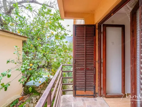 Sale, house, 250m², Dobrota, Kotor - image 22