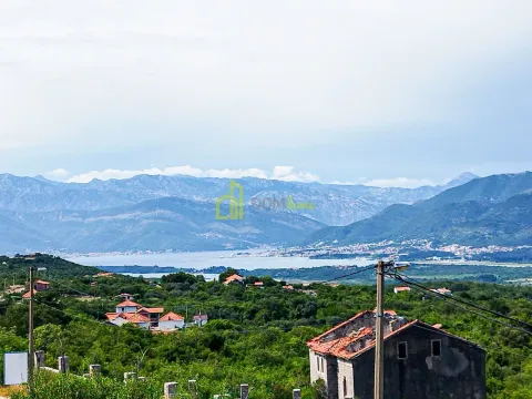 Izdavanje, kuća, 170m², Lješevići, Kotor - image 18