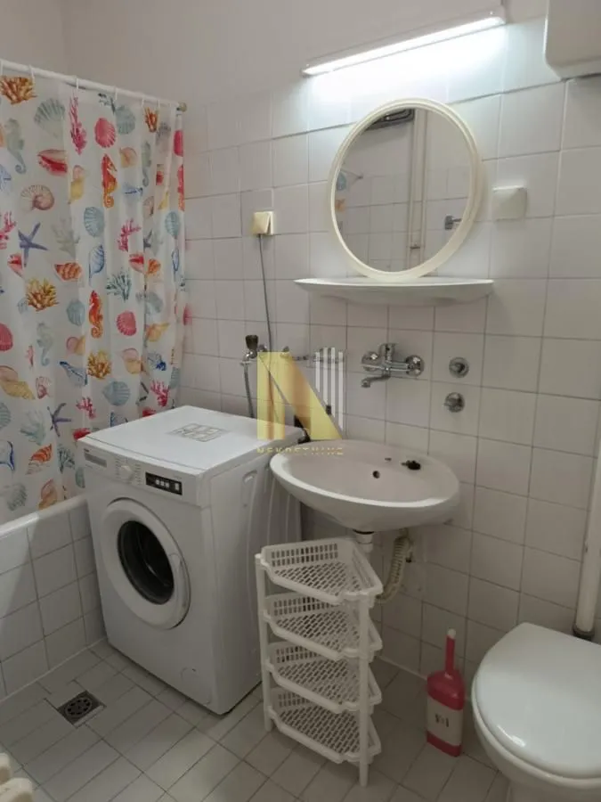 Izdavanje, jednosoban stan, 45m², Novo naselje, Novi Sad