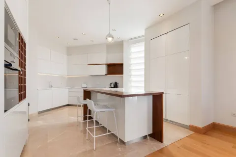 Prodaja, kuća, 600m², Blizikuće, Budva - image 3