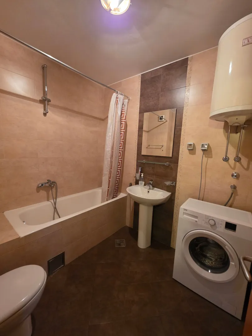 Prodaja, dvosoban stan, 64m², Stari Aerodrom, Podgorica