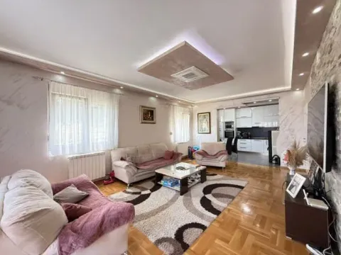 Prodaja, kuća, 180m², Donja Gorica, Podgorica - image 10