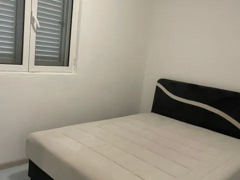 Rent, one bedroom apartment, 37m², Podkošljun, Budva - image 1