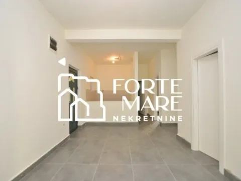 Sale, two bedroom apartment, 74m², Đenovići, Herceg Novi - image 8