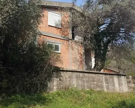 Sale, house, 74m², Šušanj, Bar - image 1