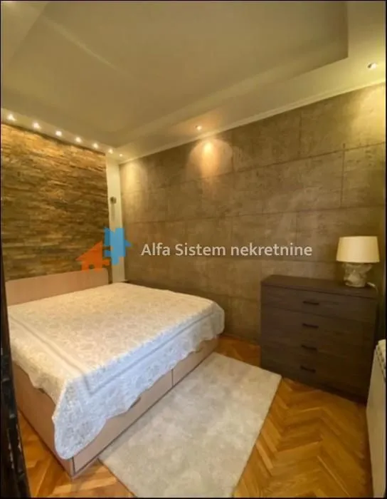 Rent, three bedroom apartment, 75m², Vračar Hram, Vračar Sve Podlokacije