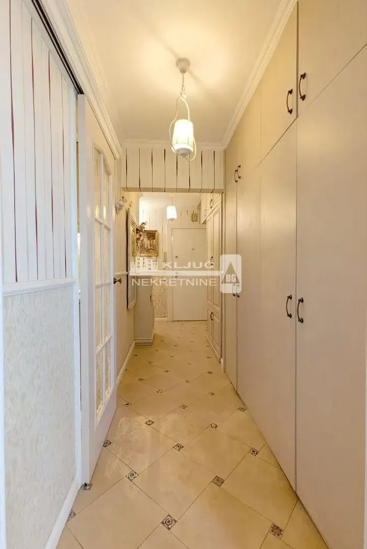 Sale, three bedroom apartment, 82m², Novi Beograd Blok 64, Novi Beograd Sve Podlokacije