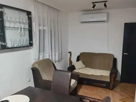 Prodaja, kuća, 150m², Vladimirci, Srbija - image 18