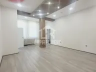 Izdavanje, poslovni prostor, 34m², Senjak, Beograd - image 6