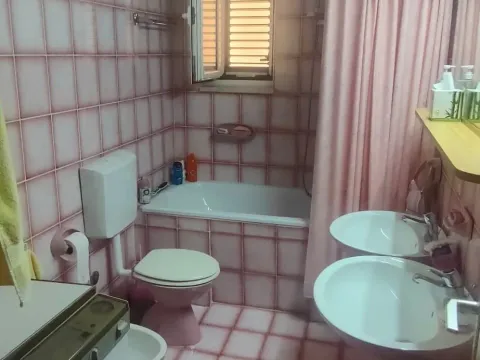 Prodaja, kuća, 181m², Budva, Crna Gora - image 7