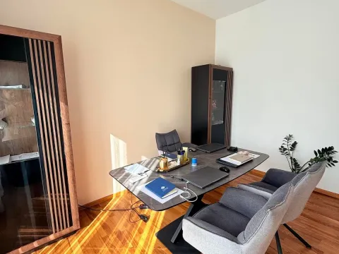 Prodaja, dvosoban stan, 52m², Tološka šuma, Podgorica - image 2