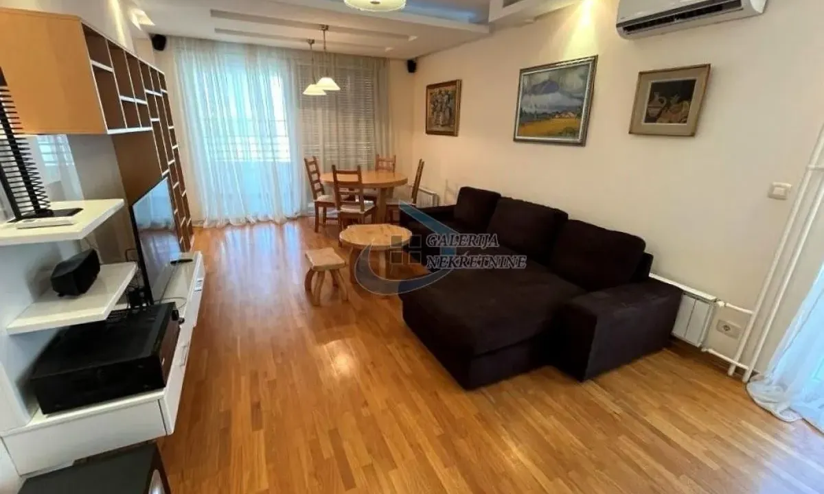 Prodaja, trosoban stan, 106m², Novi Beograd Blok 67, Novi Beograd Sve Podlokacije