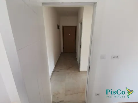 Izdavanje, dvosoban stan, 64m², Centar, Podgorica - image 6