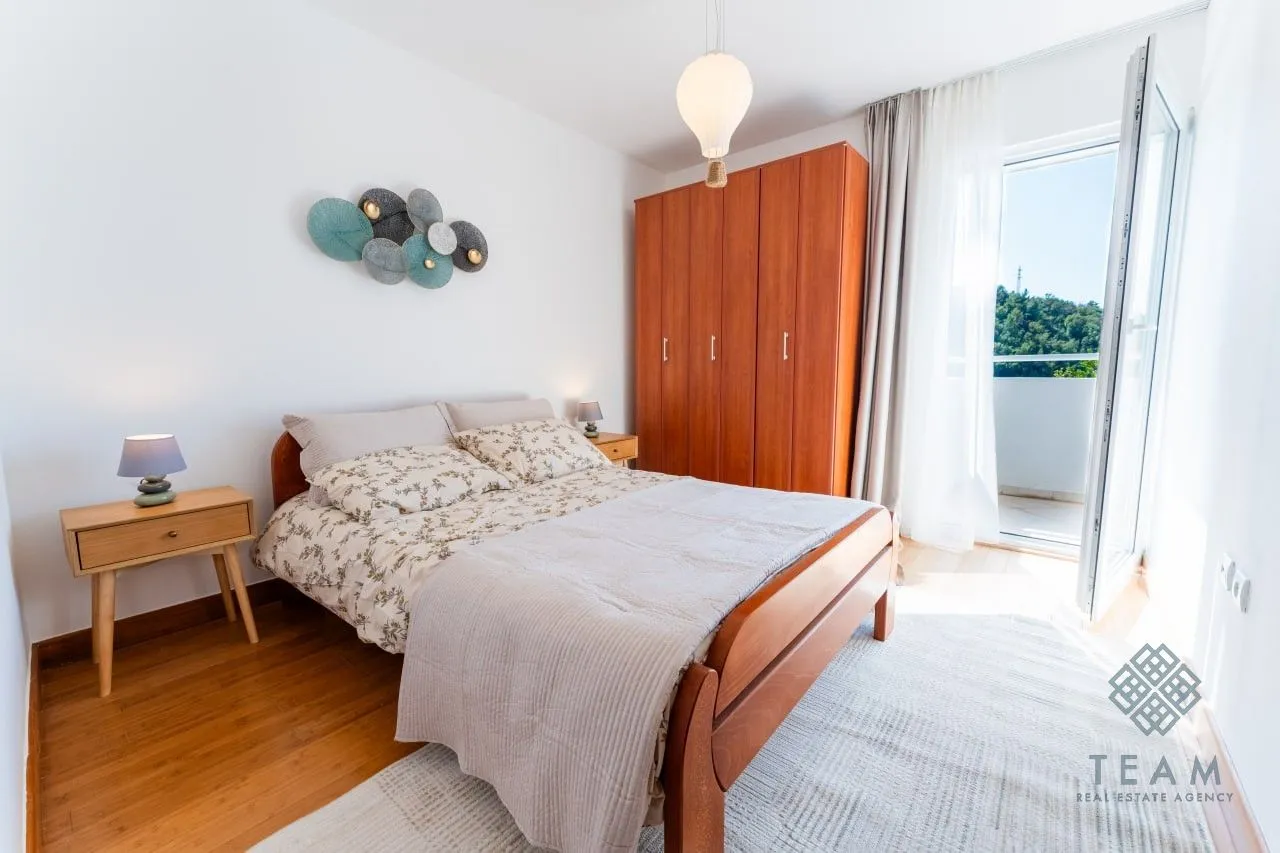 Prodaja, dvosoban stan, 68m², Pržno, Budva