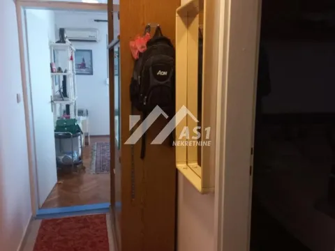 Izdavanje, dvosoban stan, 40m², Centar, Novi Sad - image 8