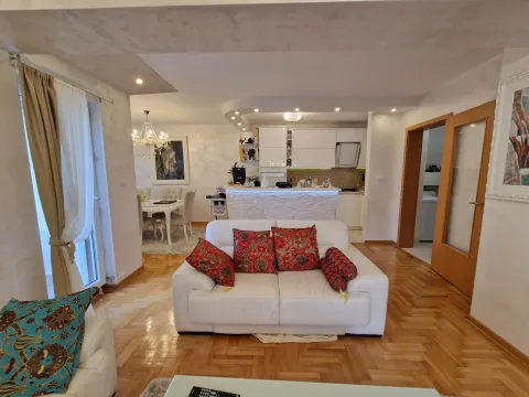 Sale, two bedroom apartment, 90m², Budva, Crna Gora - image 3