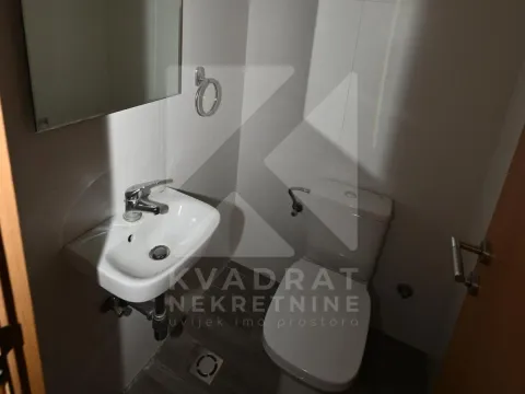 Rent, two bedroom apartment, 65m², Stari Aerodrom, Podgorica - image 10