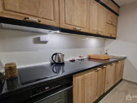 Prodaja, trosoban stan, 97m², Centar, Budva - image 7