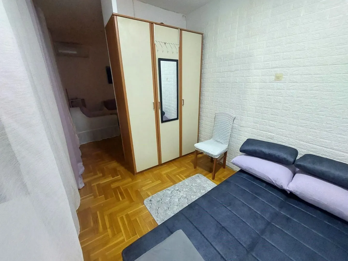 Izdavanje, jednosoban stan, 55m², Stari Aerodrom, Podgorica