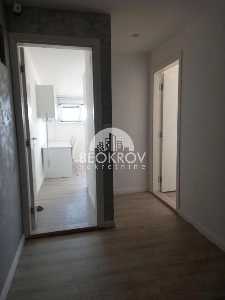 Sale, four bedroom apartment, 118m², Đeram Pijaca, Beograd