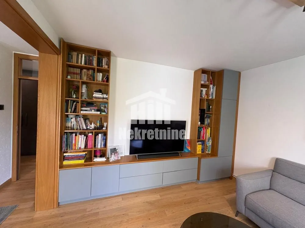 Prodaja, trosoban stan, 74m², Stari Grad, Beograd