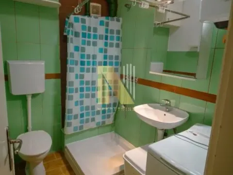 Izdavanje, dvosoban stan, 44m², Liman 1, Novi Sad Sve Podlokacije - image 10