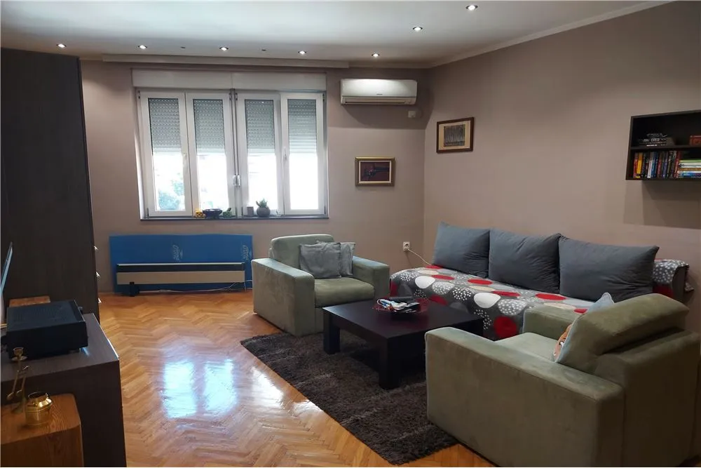 Sale, apartment, 117m², Centar, Niš