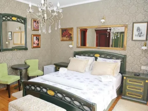 Prodaja, kuća, 497m², Kotor, Crna Gora - image 2