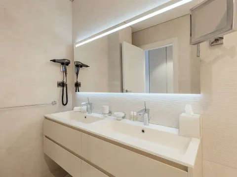 Sale, two bedroom apartment, 190m², Tivat, Crna Gora - image 14