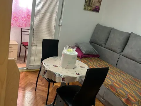 Rent, studio apartment, 30m², Budva, Crna Gora