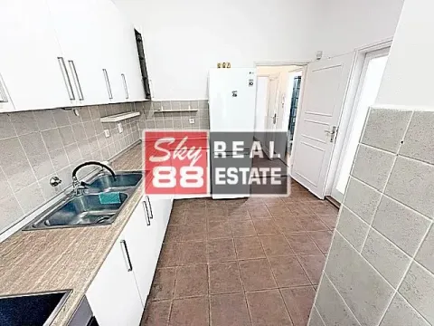 Izdavanje, kuća, 250m², Savski Venac, Beograd - image 4