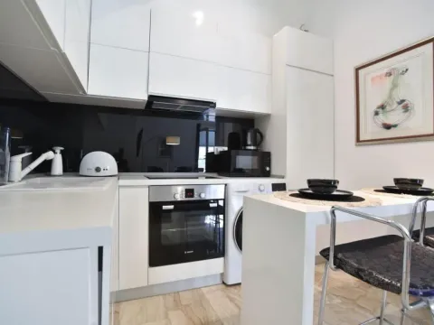 Prodaja, trosoban stan, 89m², Budva, Crna Gora - image 21