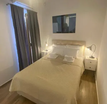 Rent, one bedroom apartment, 43m², Centar, Budva - image 9