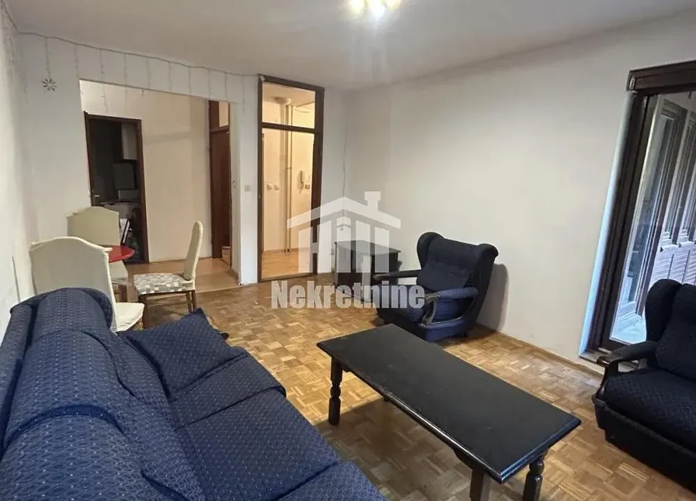 Izdavanje, trosoban stan, 80m², Višnjička Banja, Palilula Sve Podlokacije