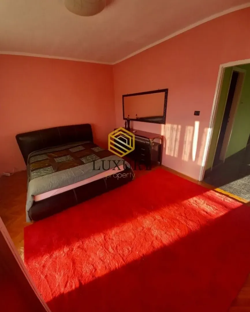Rent, three bedroom apartment, 850m², Nova Dalmatinska, Podgorica