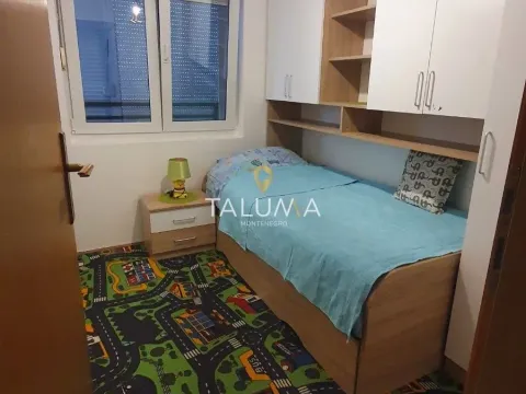 Izdavanje, dvosoban stan, 63m², Blok 9, Podgorica - image 4